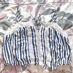 Size: M  Brand: Aéropostale